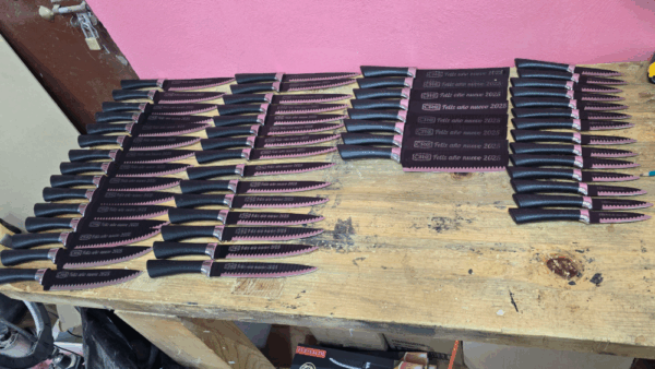 Juego De Cuchillos De Acero Inox. Personalizado Con Laser